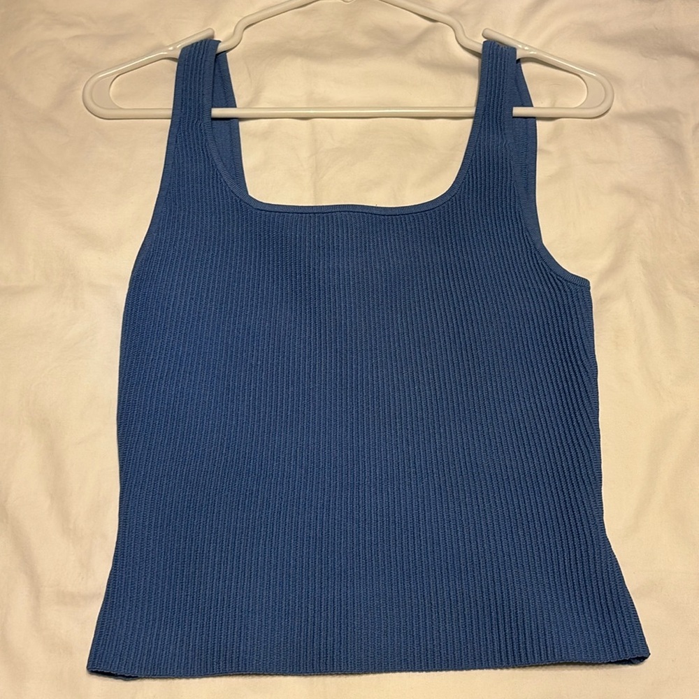 Aritzia Babaton Sculpt Knit Squareneck Tank (medium)